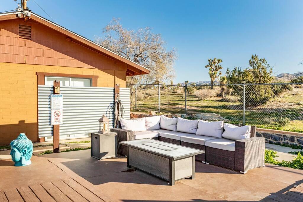 Jt'S Star Catcher Cabin - Hot Tub Yucca Valley Exterior photo