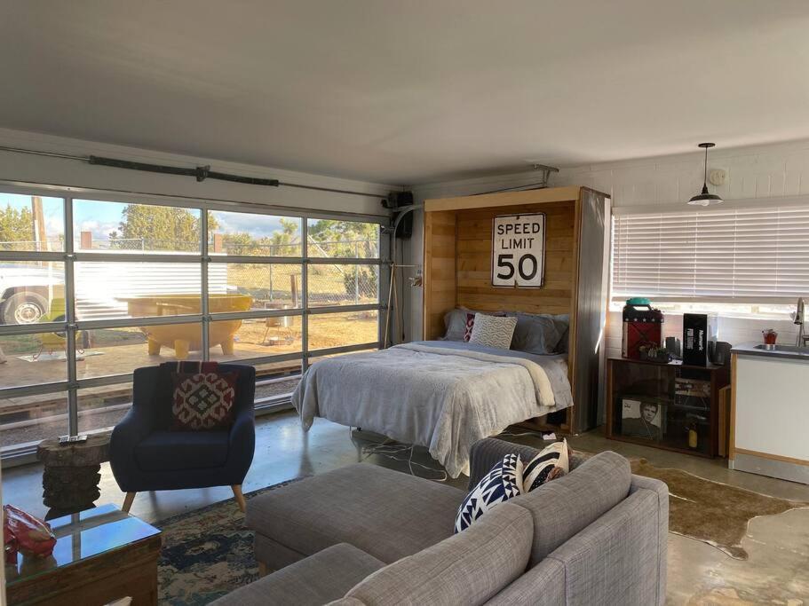 Jt'S Star Catcher Cabin - Hot Tub Yucca Valley Exterior photo