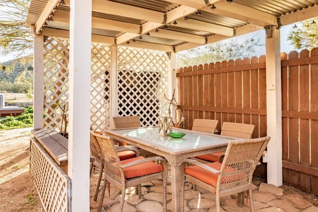 Jt'S Star Catcher Cabin - Hot Tub Yucca Valley Exterior photo